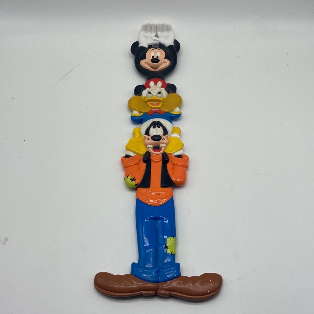 Walt Disney World Mickey Mouse Donald Duck & Goofy Back‎ Scratcher